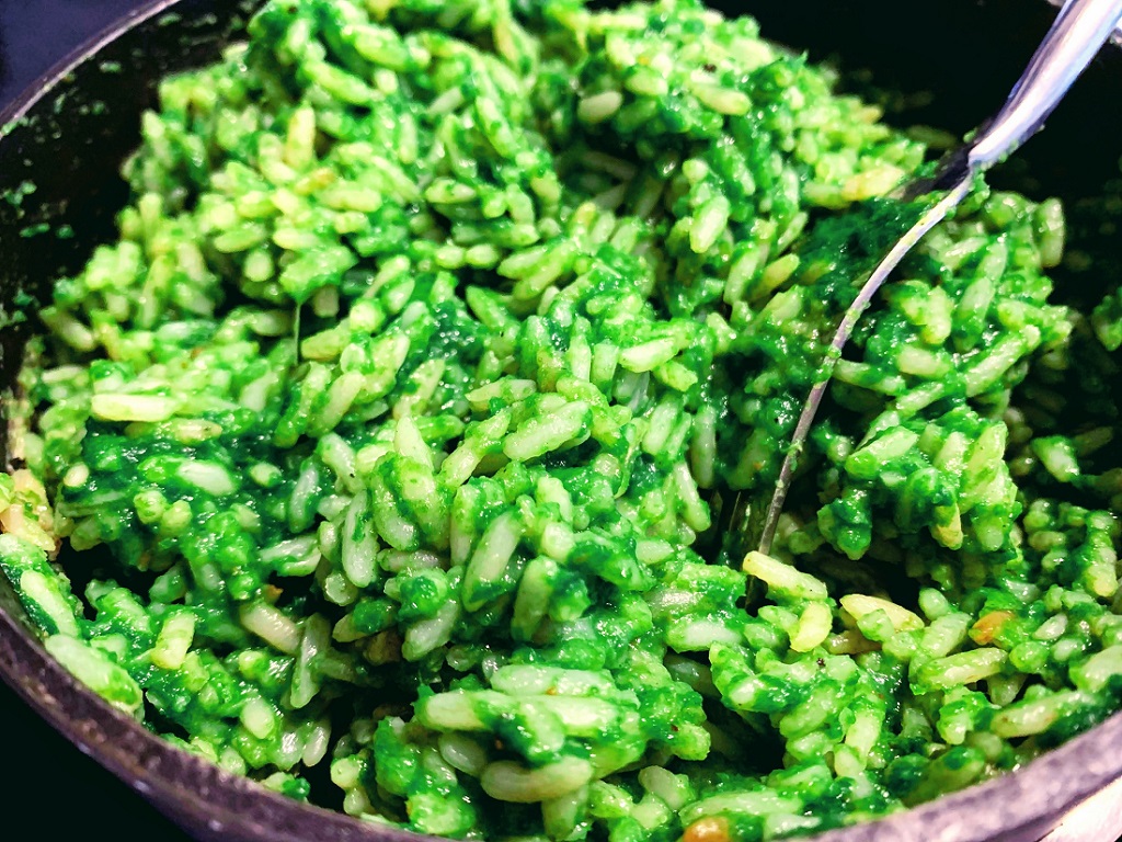 Mexican Green Rice_add green liquid to rice and fluff_1024px