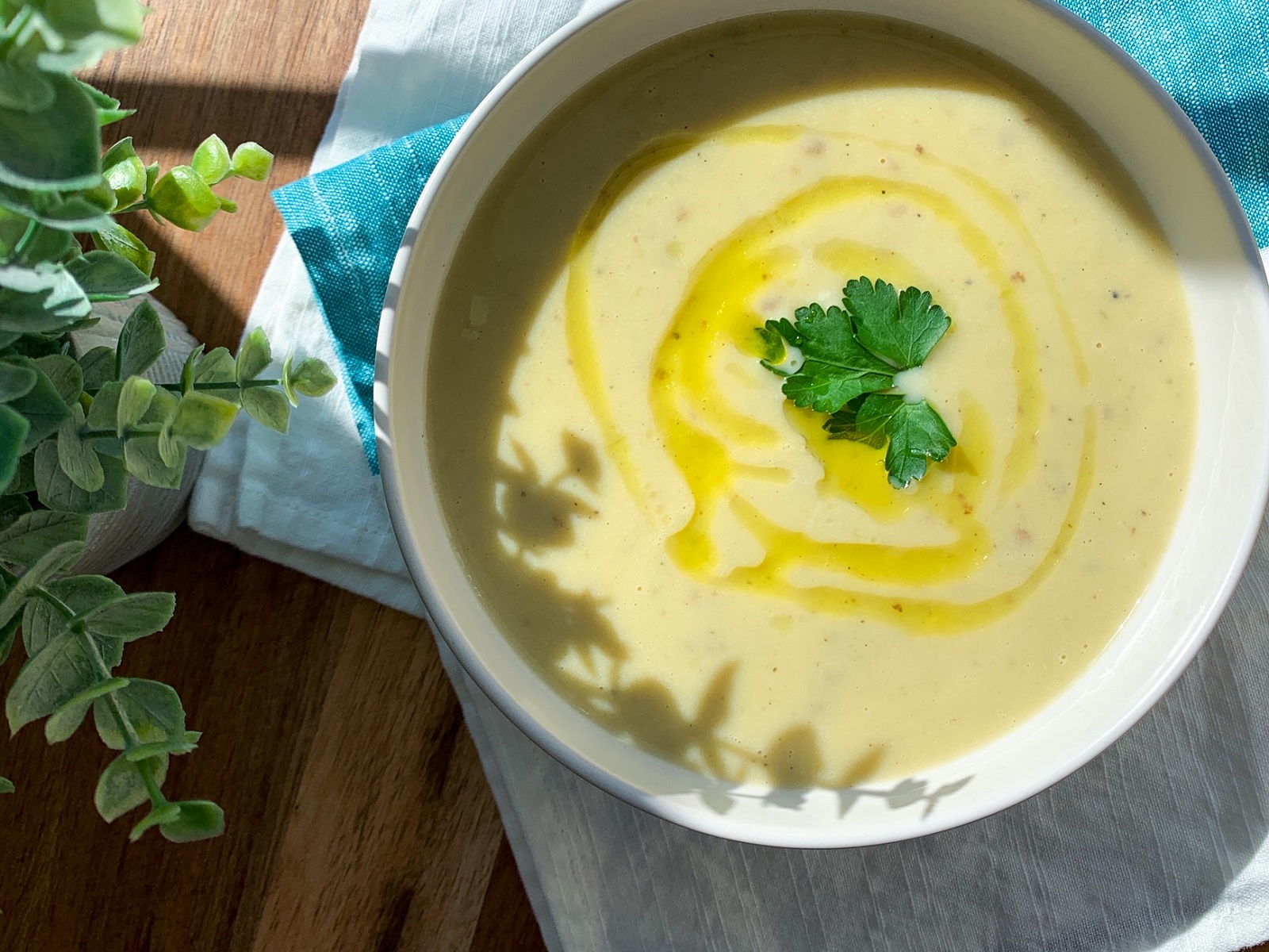 Light & Creamy Celery Leek and Potato Soup